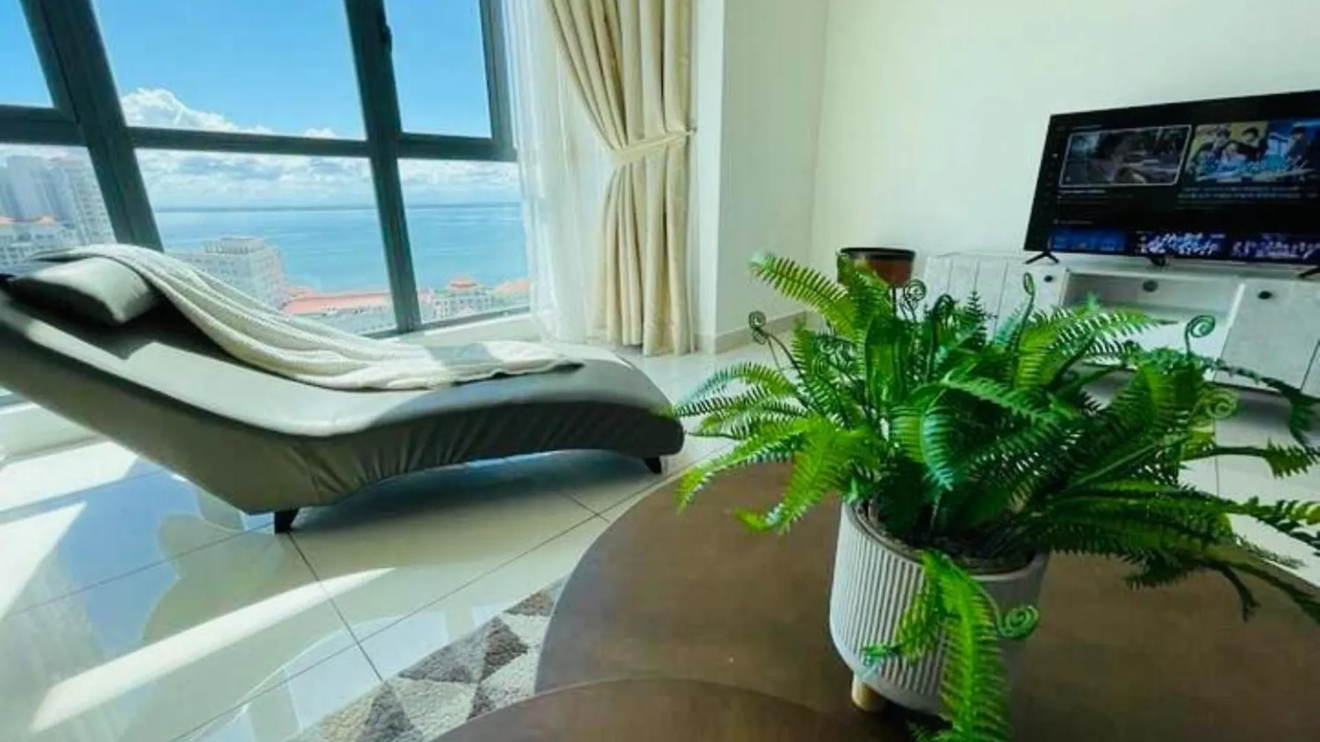 Deluxe Seaview Suite Tripe Bed With Bath Tub 25 Tanjung Tokong Apartamento